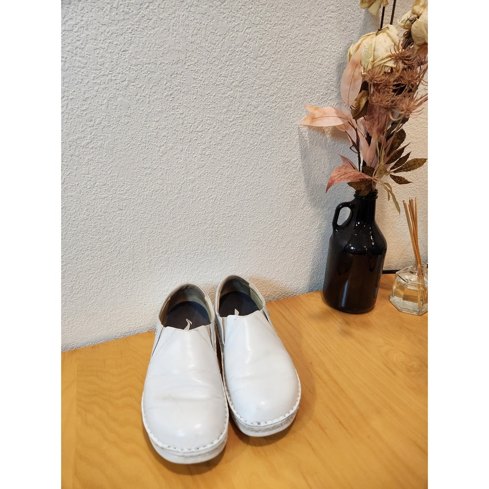 Finn Comfort White Leather Slip-On Shoes Size 38 No Insole Made in Germany